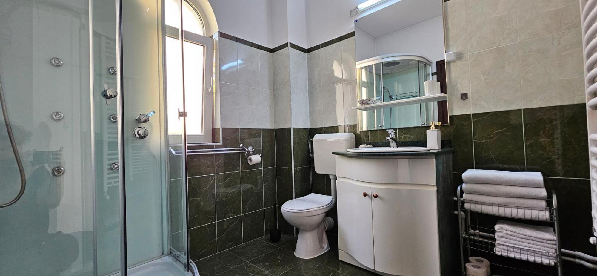 Hotel Hillside à Oradea Extérieur photo