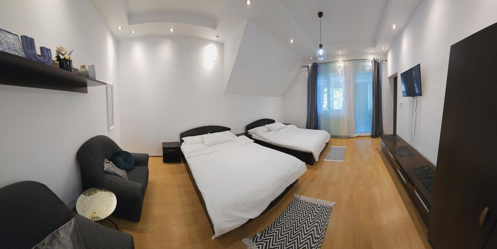Hotel Hillside à Oradea Extérieur photo